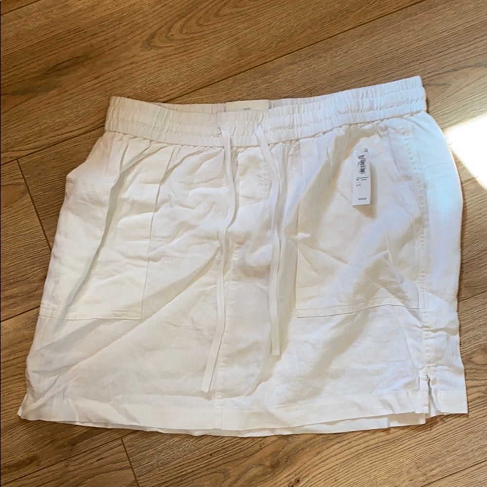 White skirt!